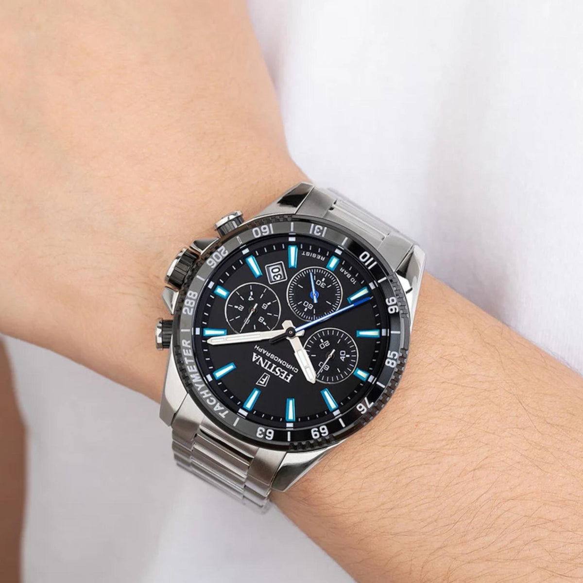 Ρολόι Festina F20560/5 Με Ασημί Μπρασελέ & Μαύρο Καντράν
