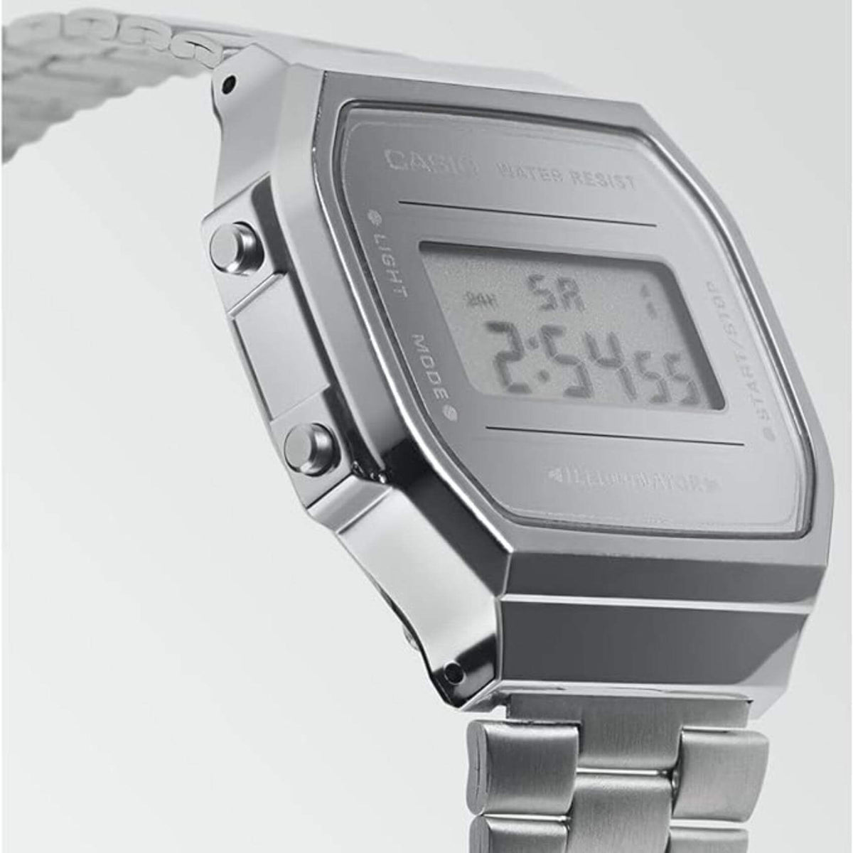 Ρολόι χρονογράφος  Casio Vintage A-168WEM-7EF με ασημί ατσάλινο μπρασελέ, ασημί καντράν σε τετράγωνο σχημα με ψηφιακή ένδειξη και στεγανότητα 3ATM-30Μ.