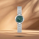 Γυναικείο Ρολόι Guess Clara GW0930L1 με Ασημί Μπρασελέ & Πράσινο Καντράν