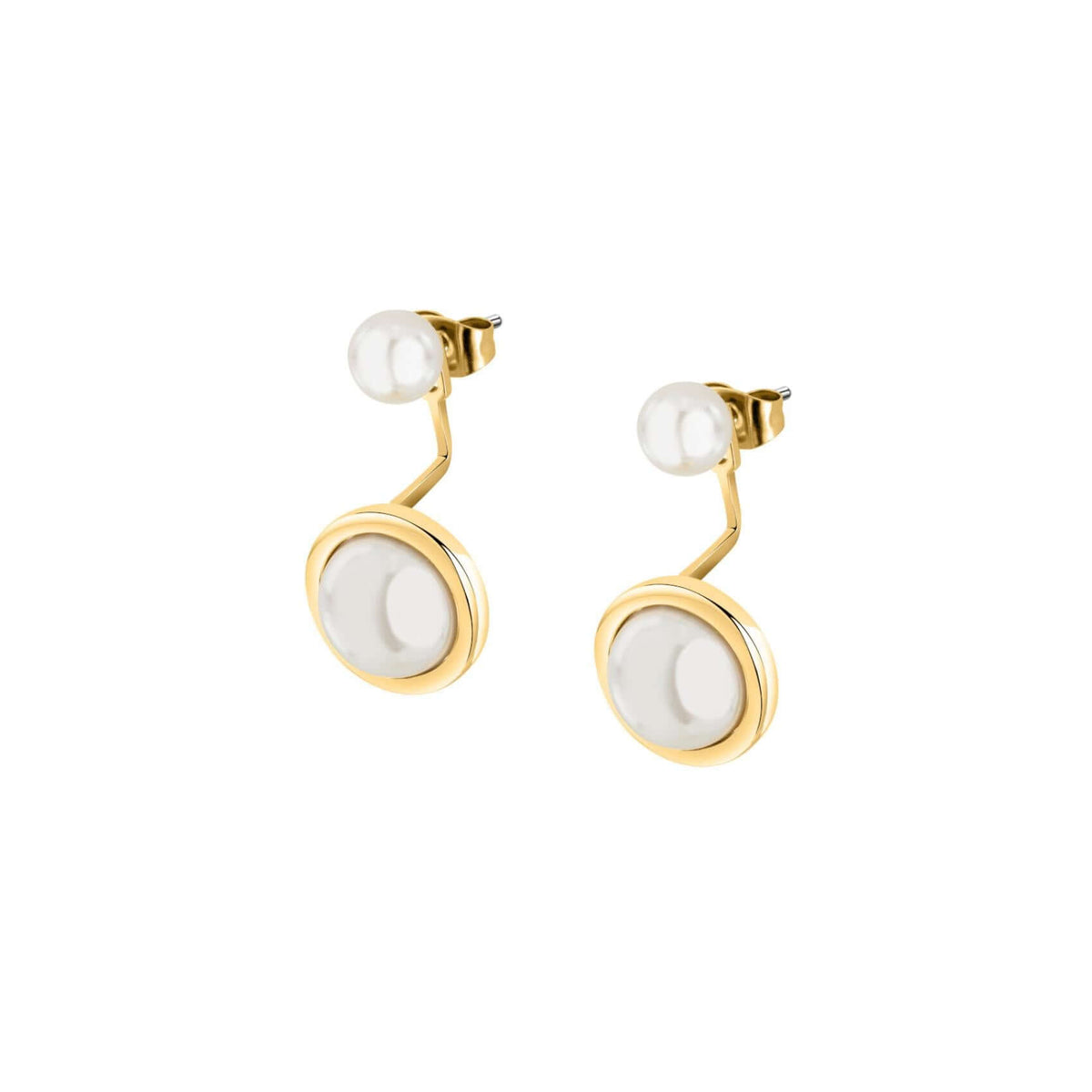 Γυναικεία σκουλαρίκια Karl Lagerfeld Pearl KLAYR14 σε διαγώνια λήψη από ανοξείδωτο ατσάλι σε χρυσό χρώμα με πέρλες.