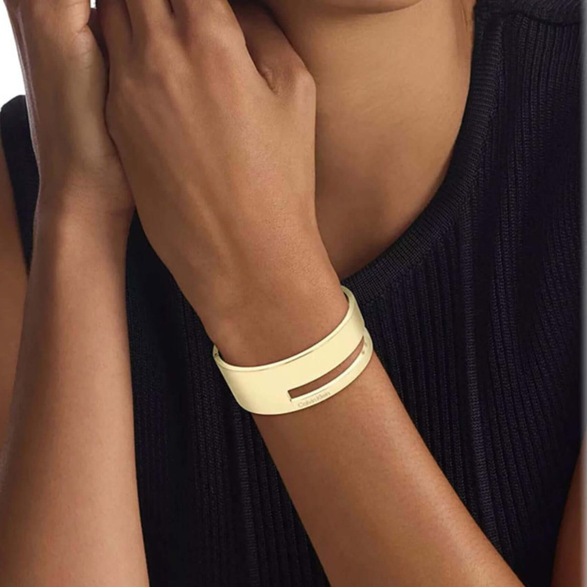 Γυναικείο Βραχιόλι Χειροπέδα Calvin Klein 35000673 Ατσάλινη Χρυσή