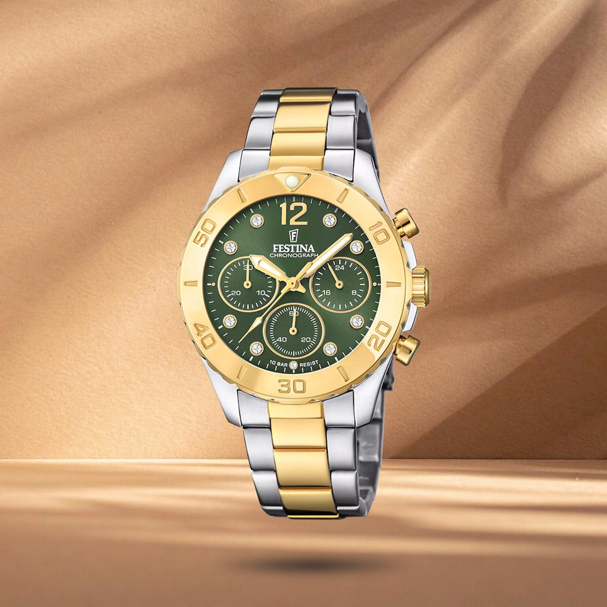Γυναικείο ρολόι Festina Boyfriend F20604/2 με ασημί-χρυσό μπρασελέ, πράσινο καντράν 39mm με ζιργκόν, χρονογράφος
