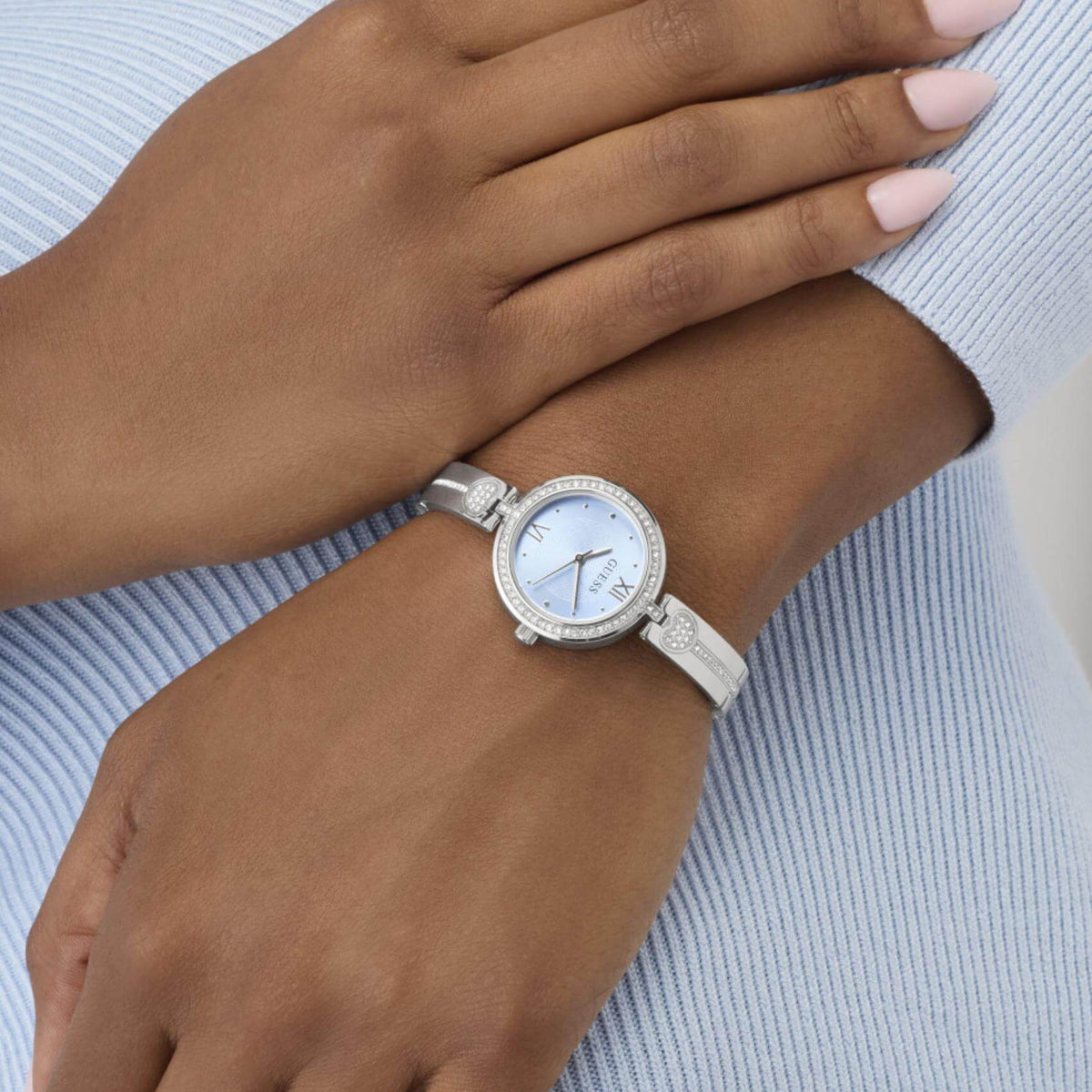 Γυναικείο Ρολόι Guess Lovey GW0655L4 με Ασημί Μπρασελέ & Γαλάζιο Καντράν