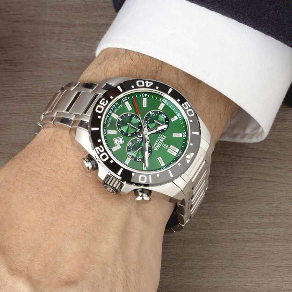 Ρολόι Festina F20042/3 Swiss Made Με Ασημί Μπρασελέ & Πράσινο Καντράν